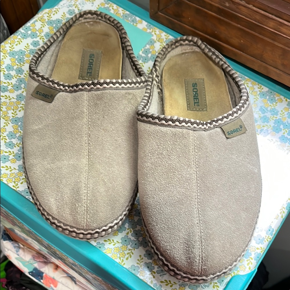 Sorel Beige Suede Indoor Slippers
